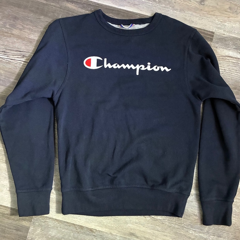 CHAMPION SWEATSHIRT